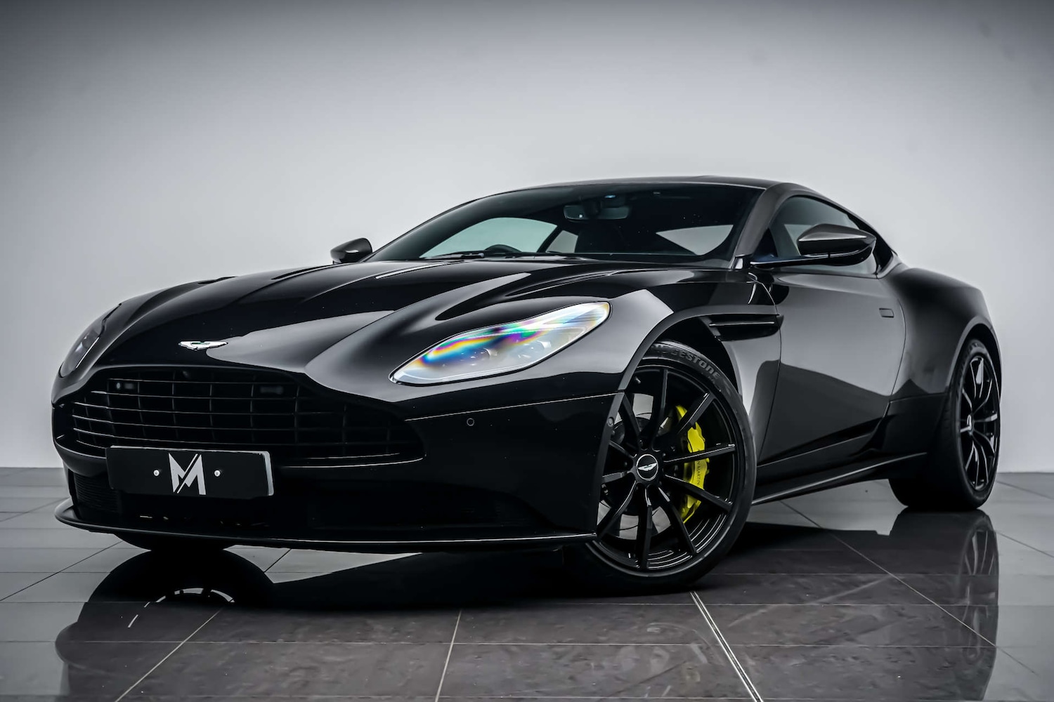 Used Aston Martin DB11 2018 for sale - 77426950: Photo 5