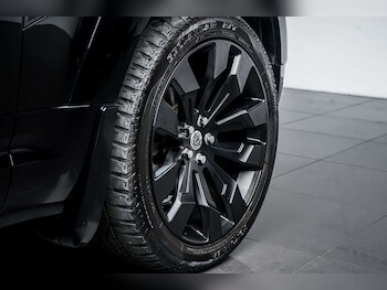 Used Land Rover Defender 2022 for sale - 78442248: Photo