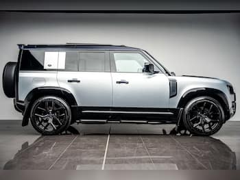 Used Land Rover Defender 110 2022 for sale - 79334880: Photo