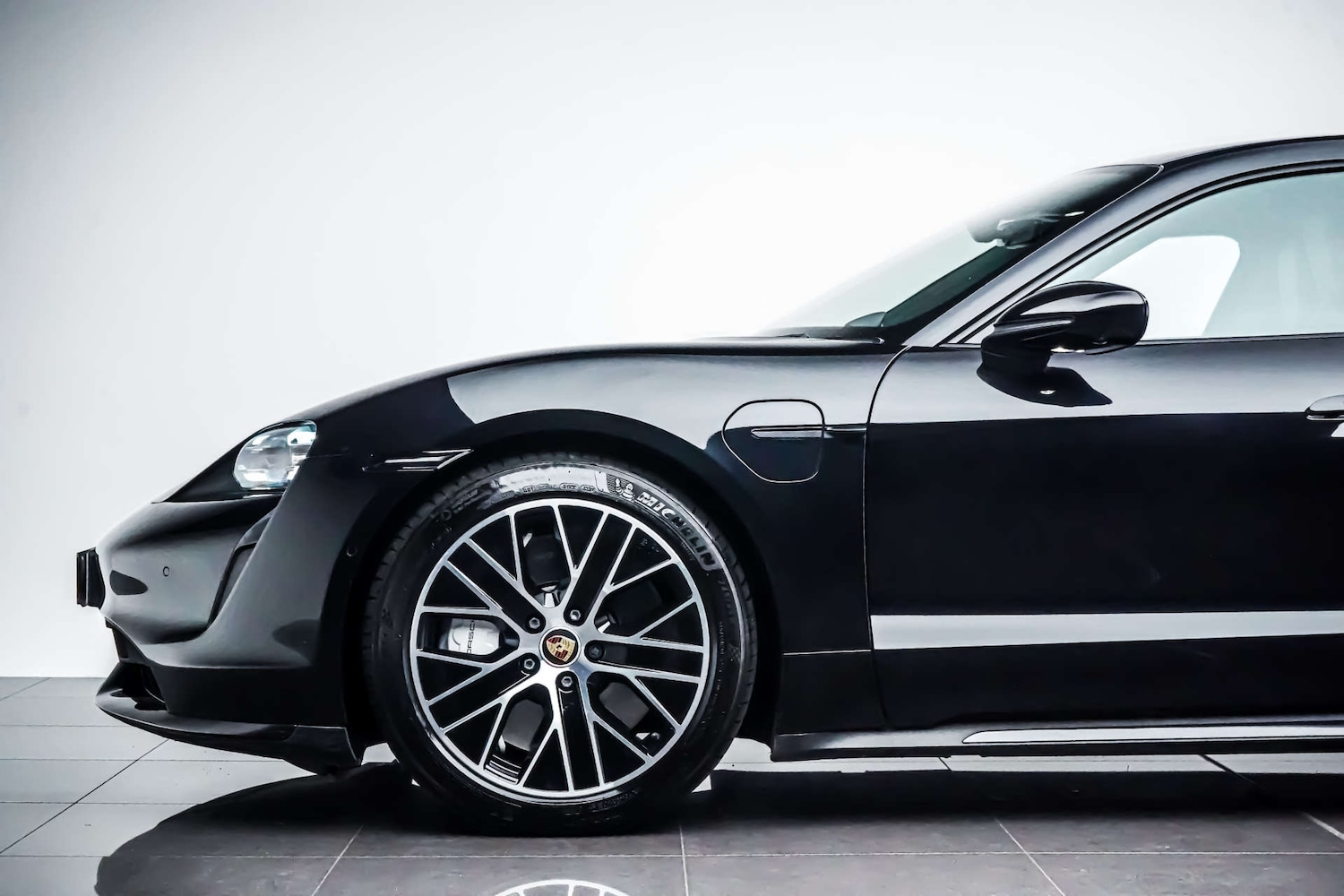 Used Porsche Taycan 2020 for sale - 76830935: Photo 13