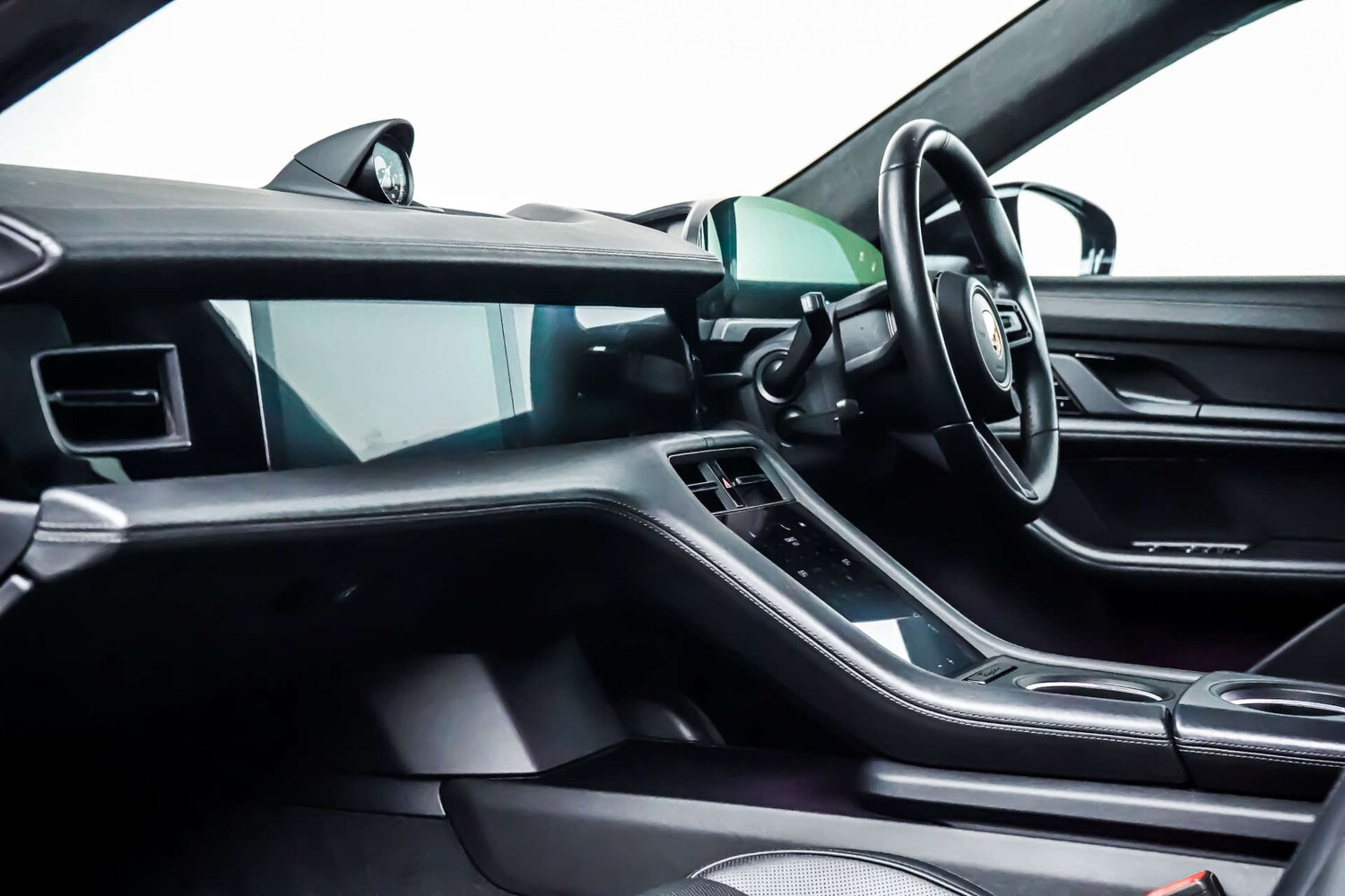 Used Porsche Taycan 2020 for sale - 76830935: Photo 20