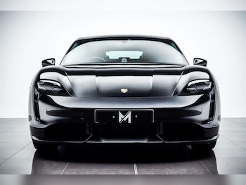 Used Porsche Taycan 2020 for sale - 76830935: Photo