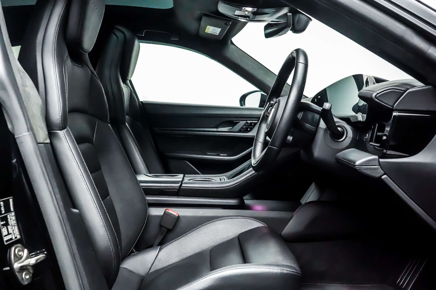 Used Porsche Taycan 2020 for sale - 76830935: Photo 6