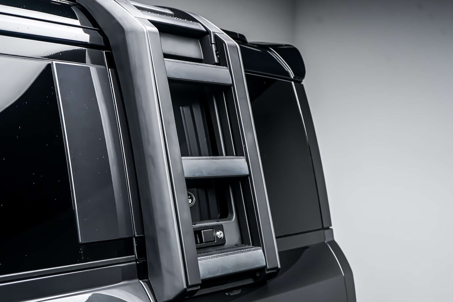 Used Land Rover Defender 2022 for sale - 77449556: Photo 17