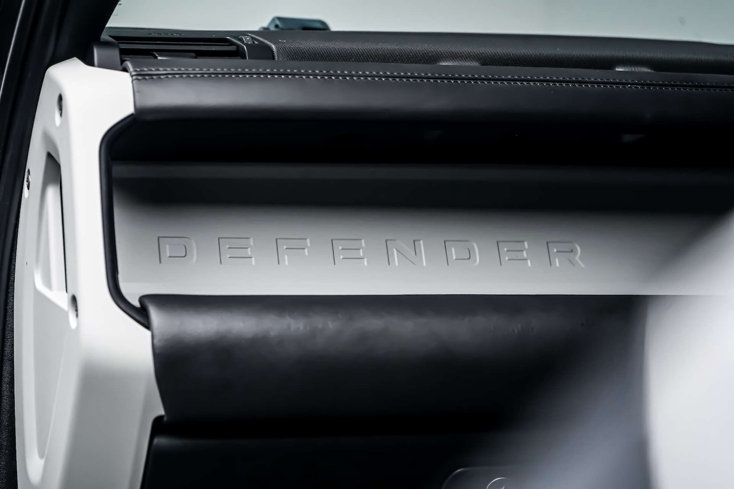 Used Land Rover Defender 2022 for sale - 77449556: Photo 9