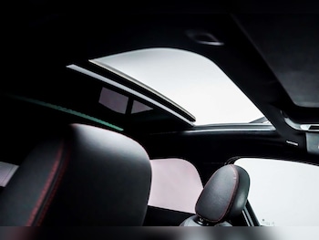 Used BMW 1 Series 2022 for sale - 76830992: Photo