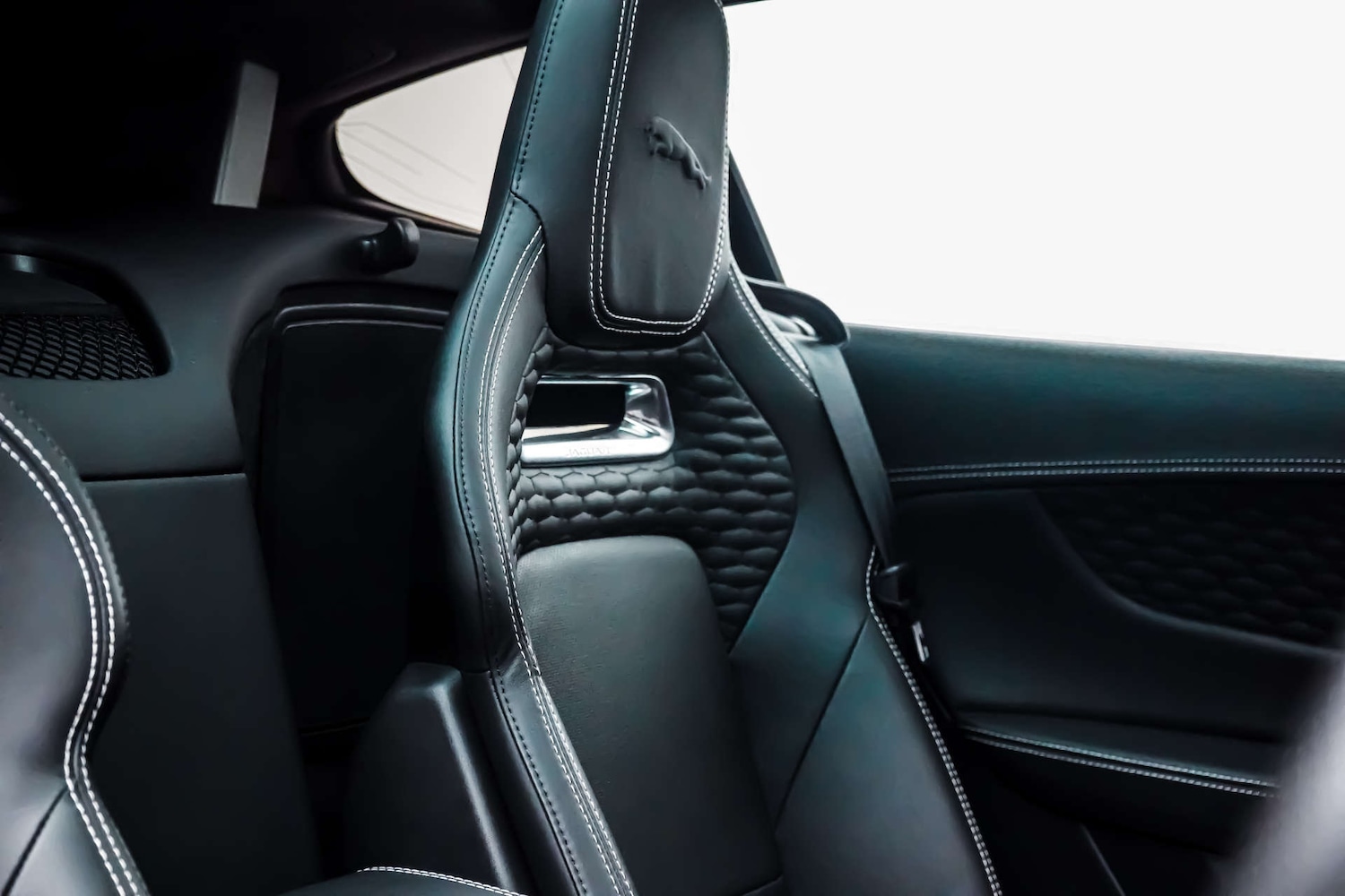 Used Jaguar F-Type 2022 for sale - 76831062: Photo 7