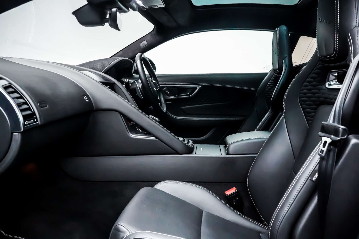 Used Jaguar F-Type 2022 for sale - 76831062: Photo 8