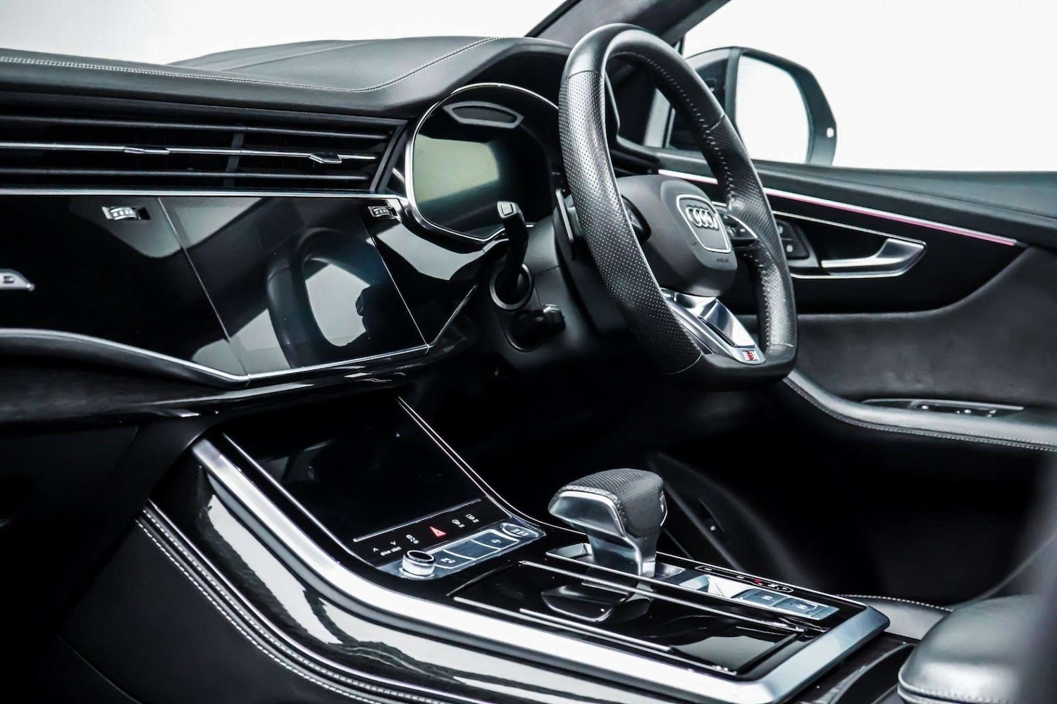 Used Audi Q8 2018 for sale - 76831014: Photo 20