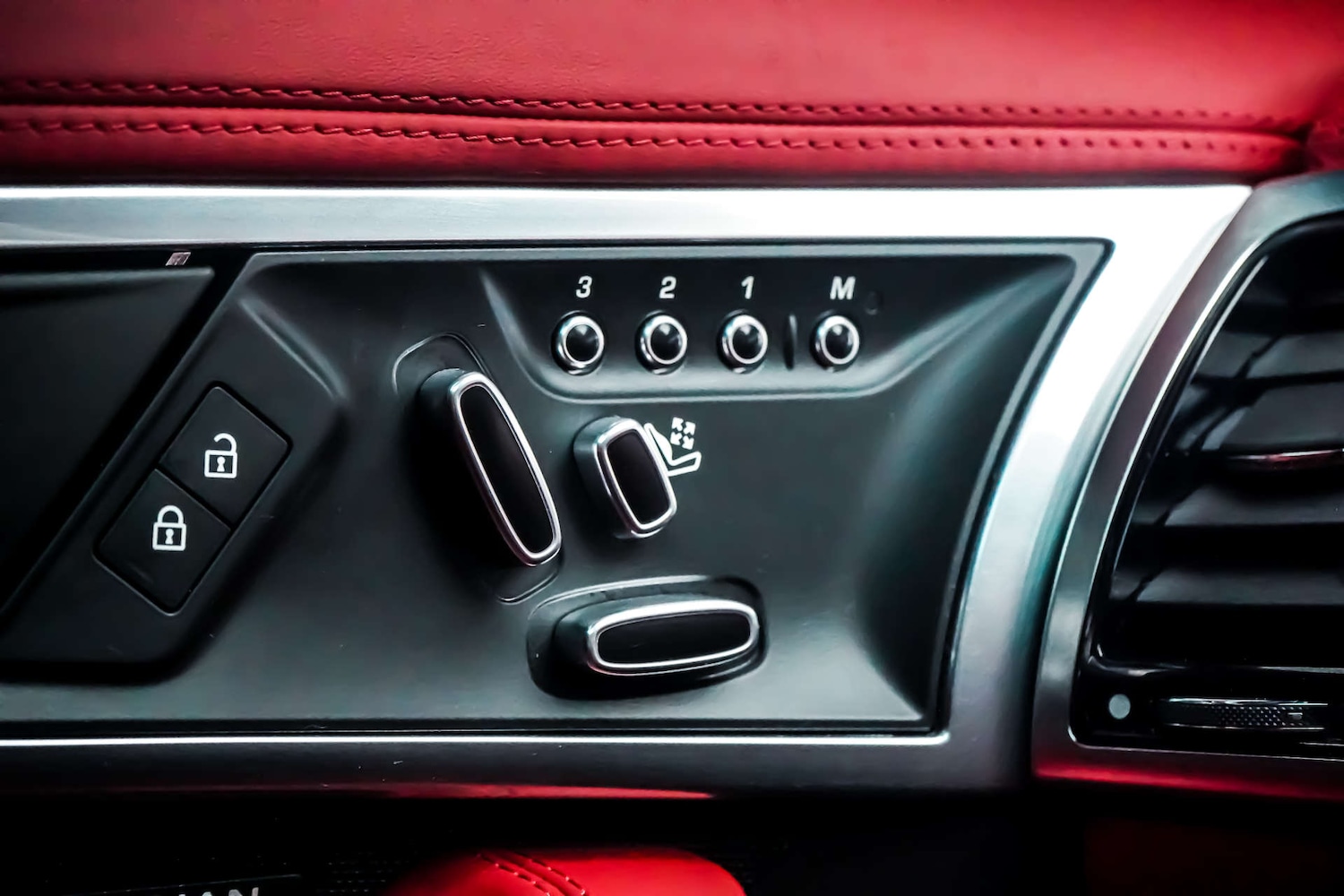 Used Jaguar F-Type 2020 for sale - 76831053: Photo 19