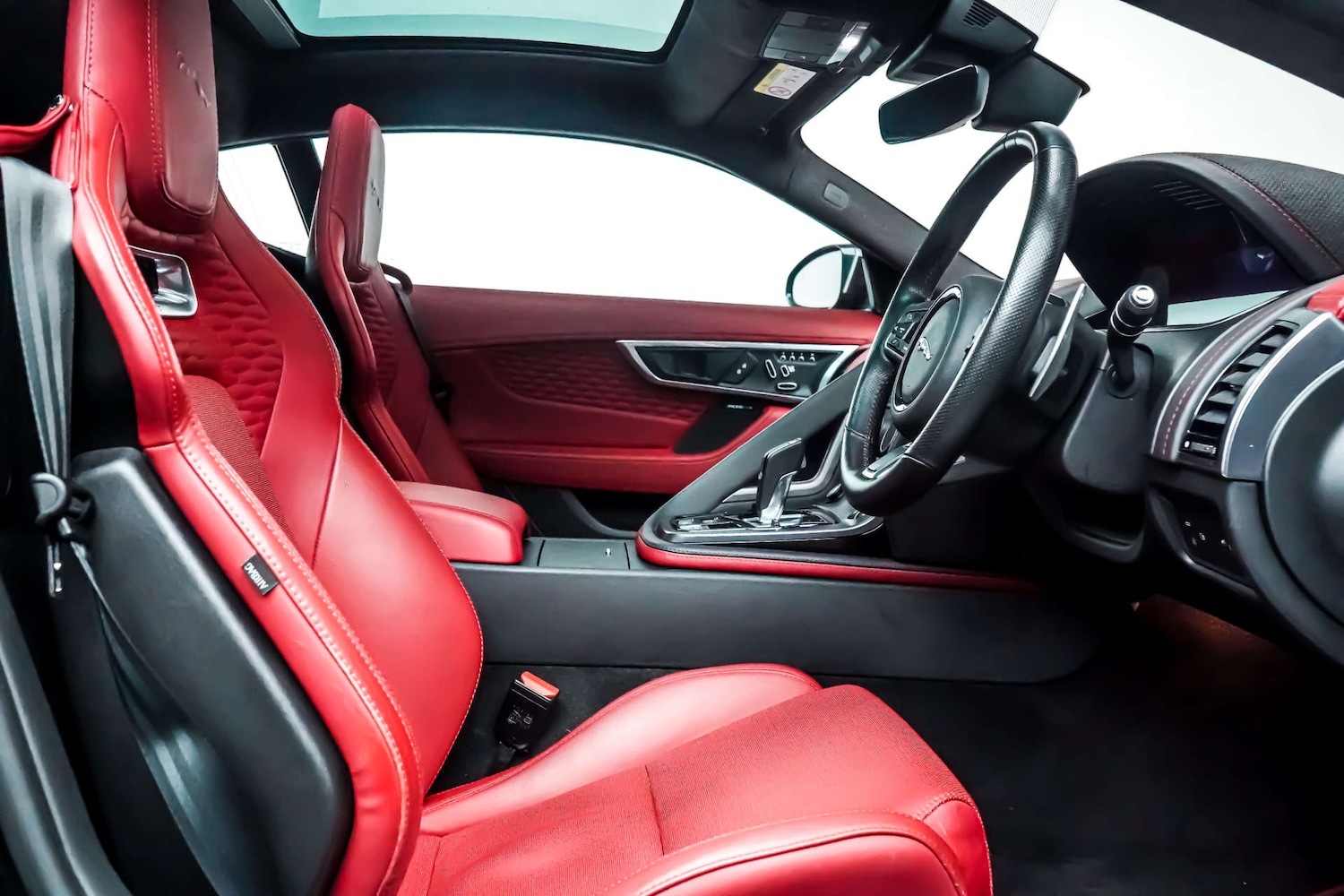 Used Jaguar F-Type 2020 for sale - 76831053: Photo 6