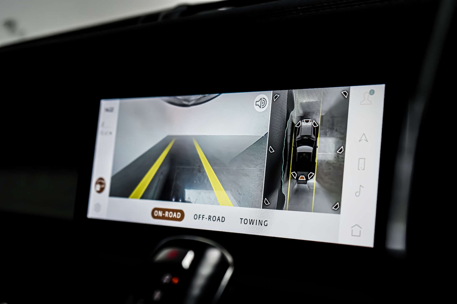 Used Land Rover Defender 2021 for sale - 77426927: Photo 11