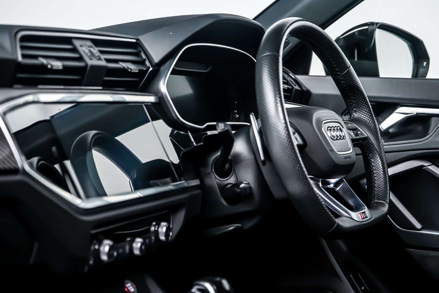 Used Audi RS Q3 2020 for sale - 77591959: Photo 24