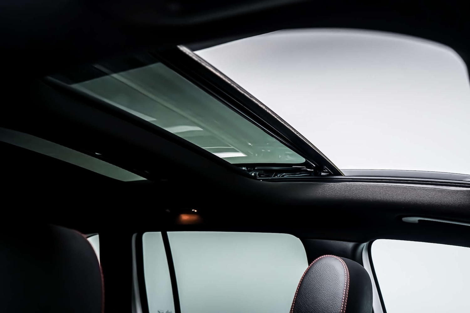 Used Mercedes-Benz GLB 2023 for sale - 77426972: Photo 3