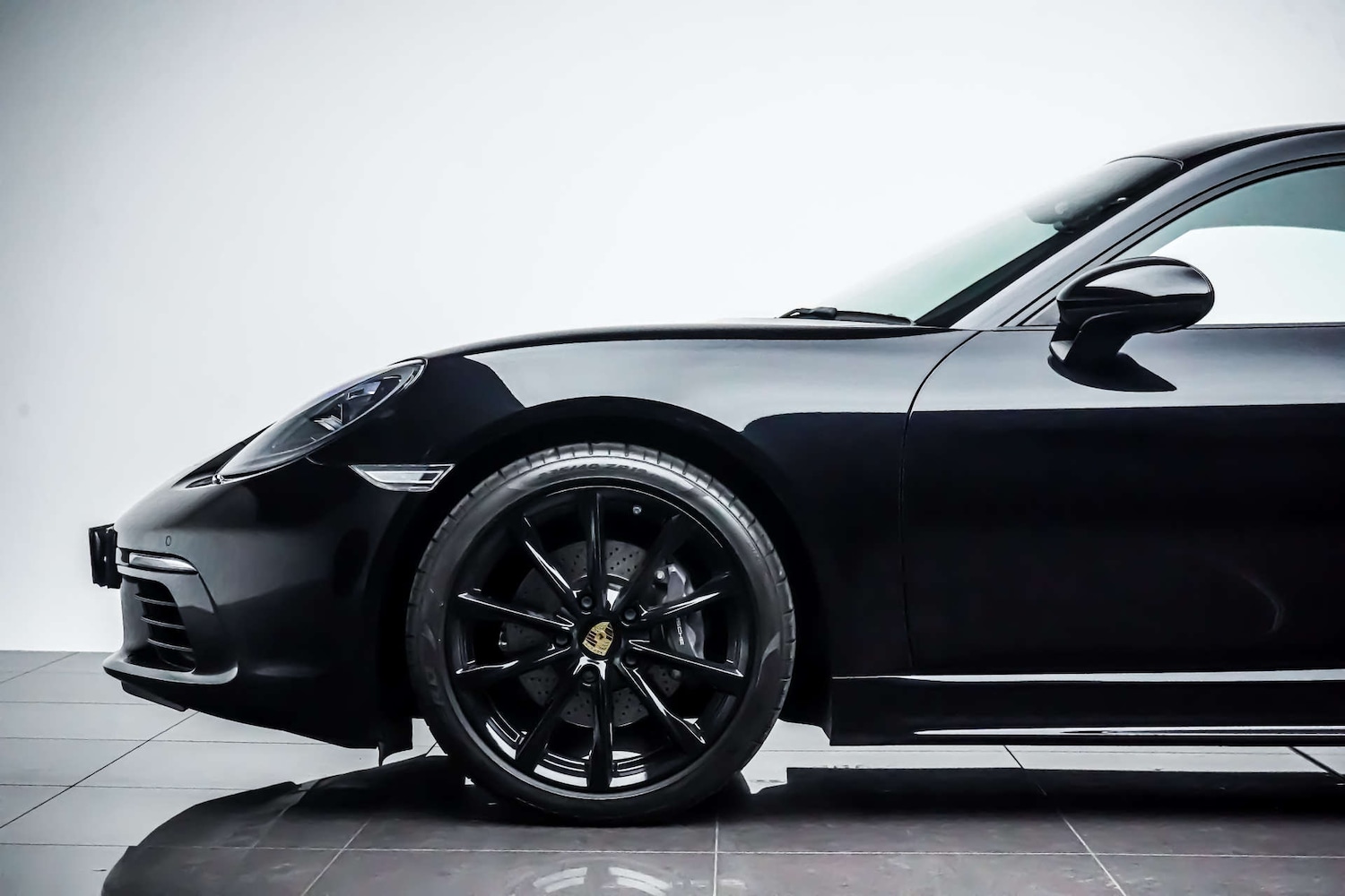 Used Porsche Cayman 2019 for sale - 77905910: Photo 12