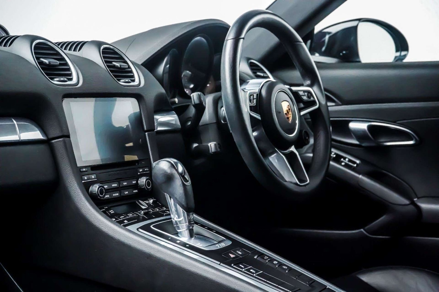 Used Porsche Cayman 2019 for sale - 77905910: Photo 19