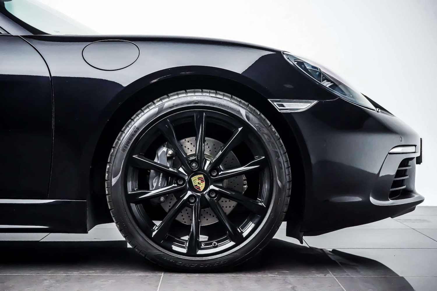 Used Porsche Cayman 2019 for sale - 77905910: Photo 9