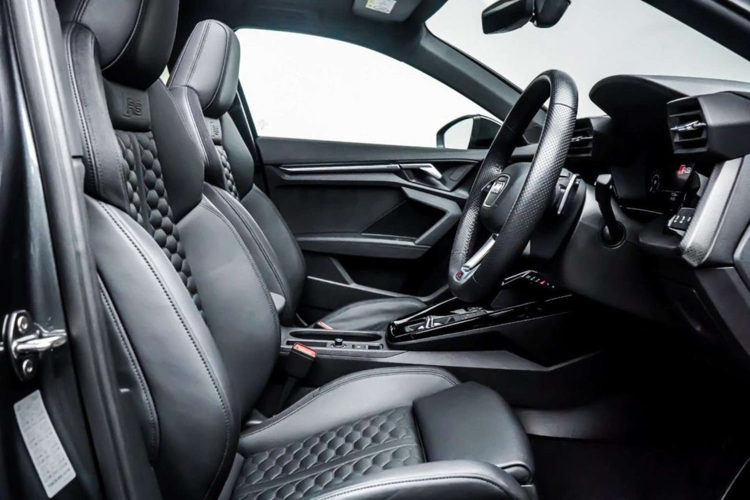 Used Audi RS3 2023 for sale - 76831050: Photo 6