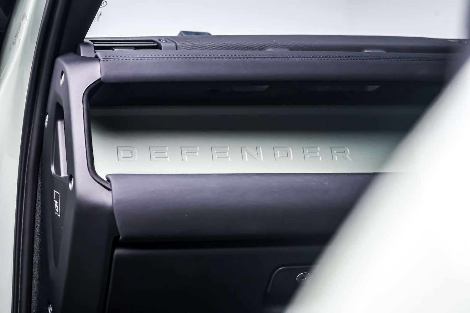 Used Land Rover Defender 90 2023 for sale - 77482435: Photo 19