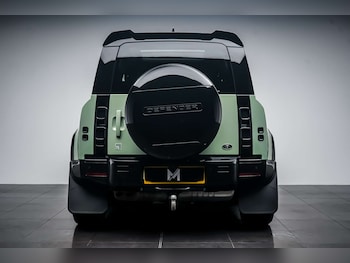 Used Land Rover Defender 90 2023 for sale - 77482435: Photo