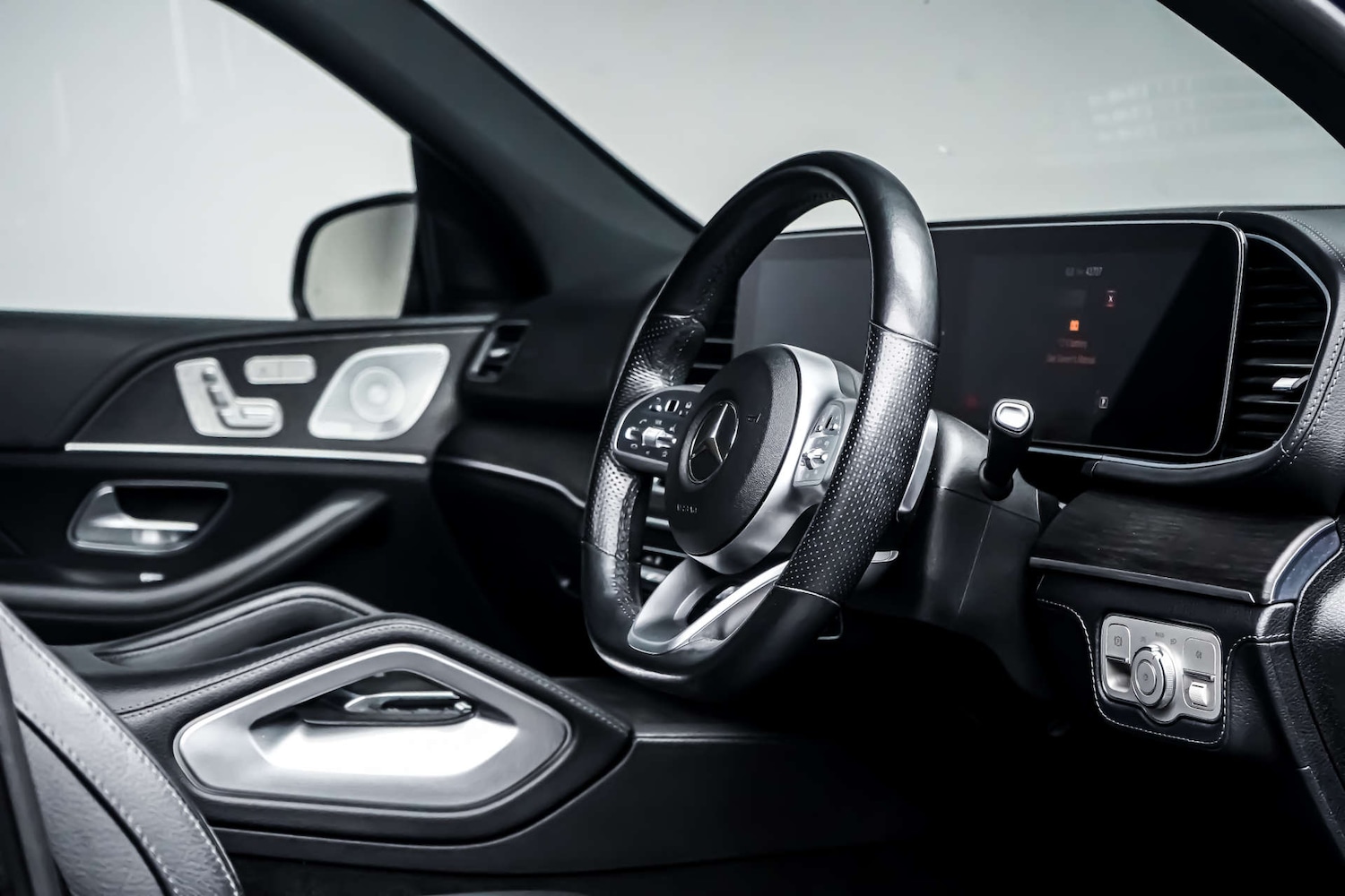 Used Mercedes-Benz GLE 2021 for sale - 77590631: Photo 8