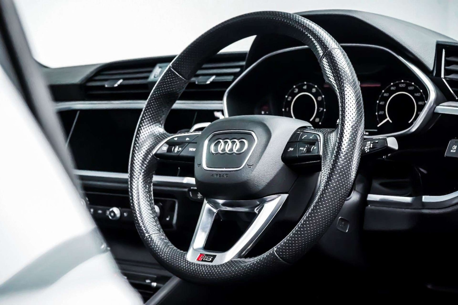 Used Audi RS Q3 2022 for sale - 76831016: Photo 20