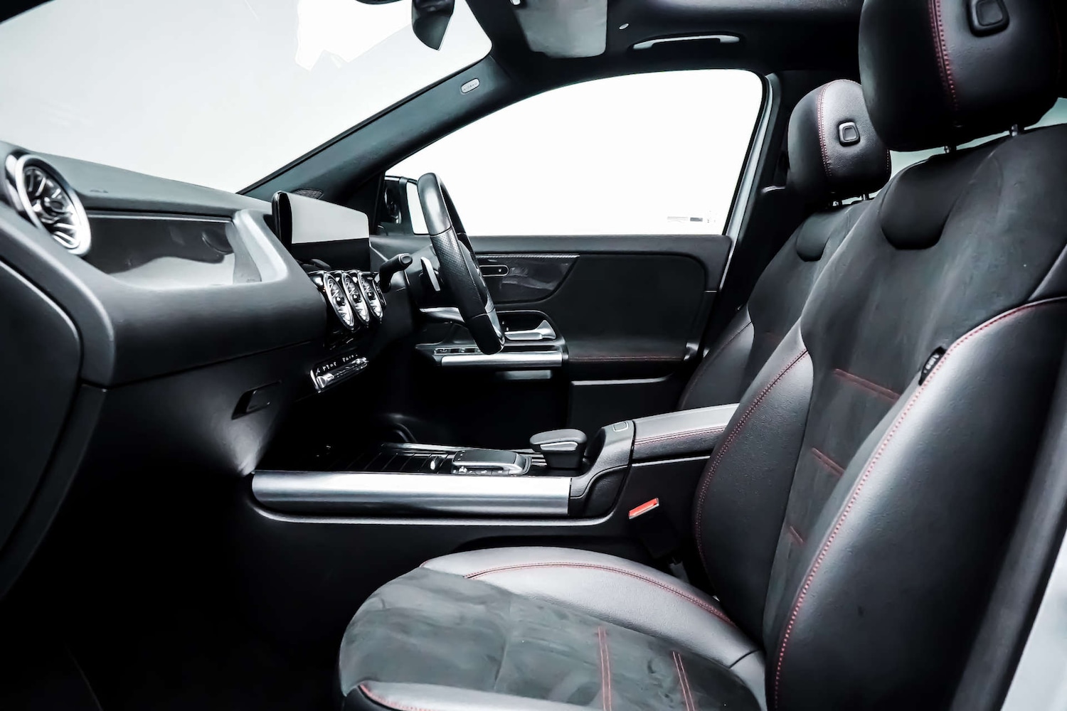 Used Mercedes-Benz GLA 2022 for sale - 76831052: Photo 7