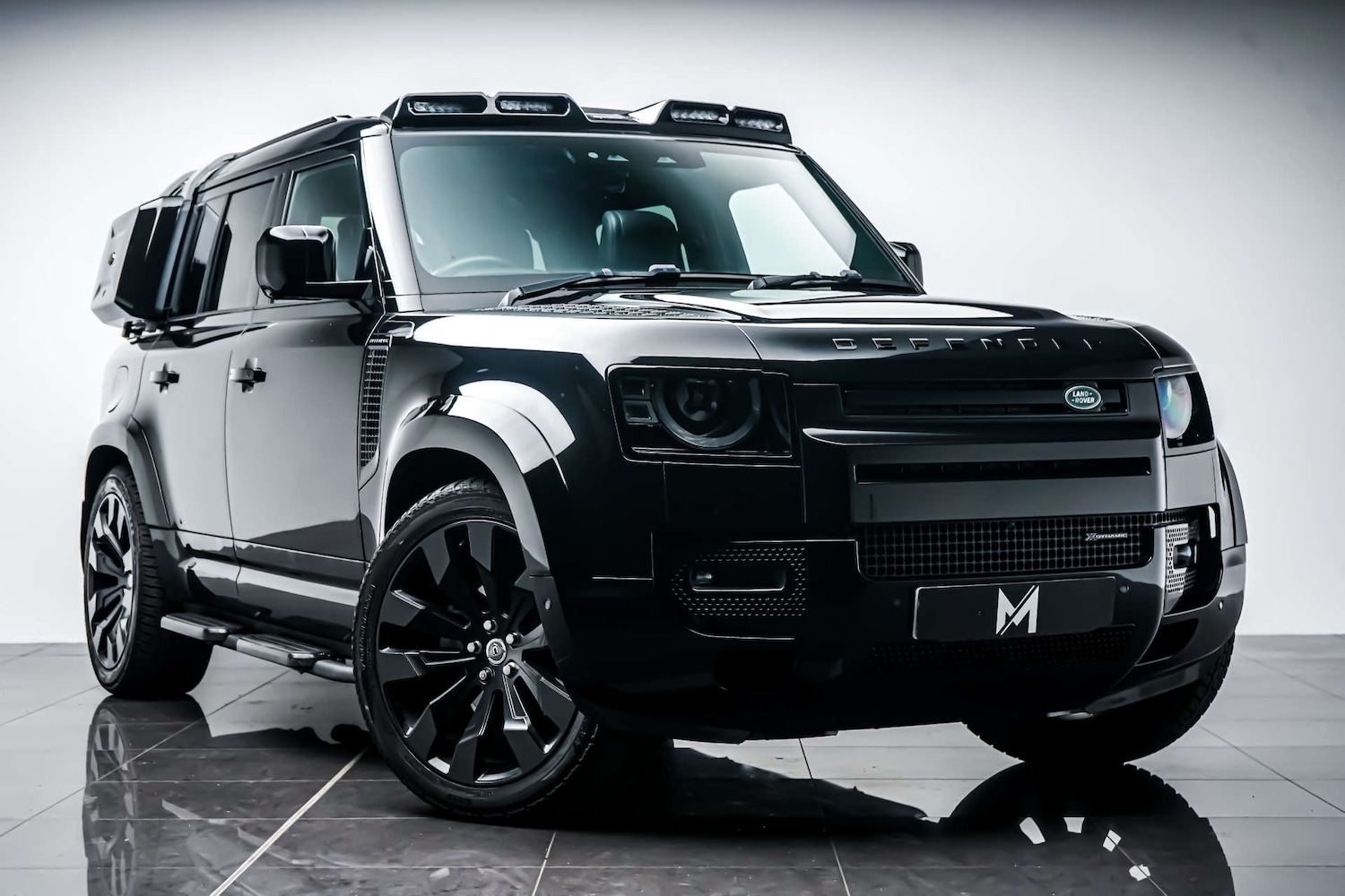 Used Land Rover Defender 2022 for sale - 76831090: Photo 1