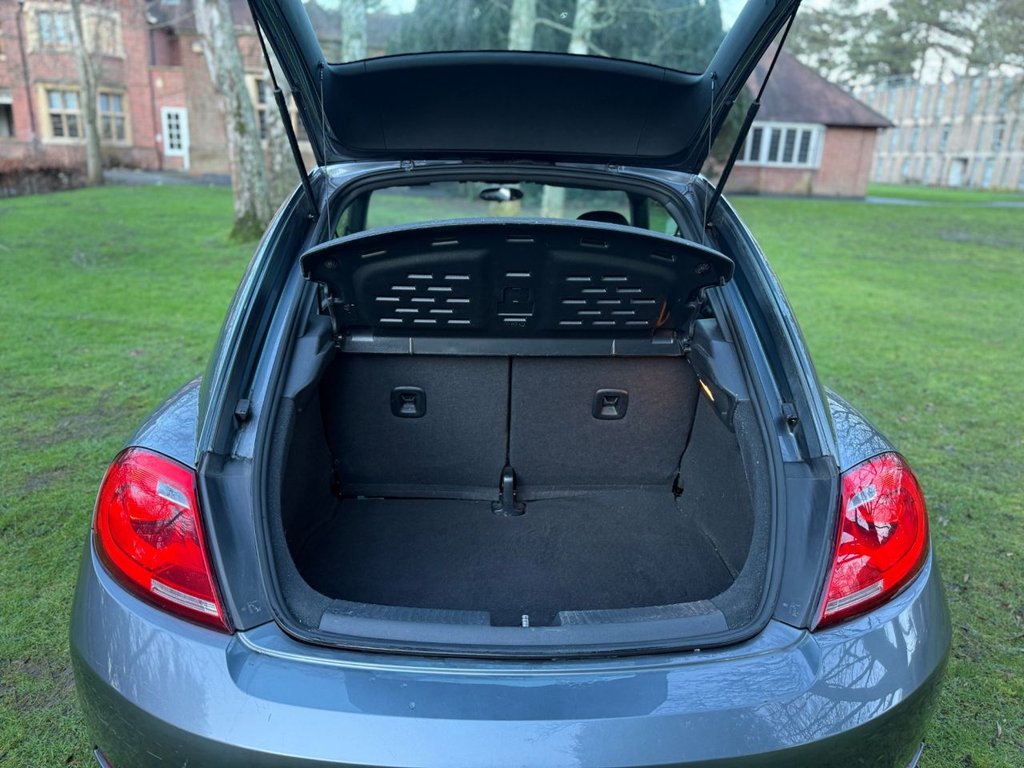 Used Volkswagen Beetle 2016 for sale - 77356628: Photo 10