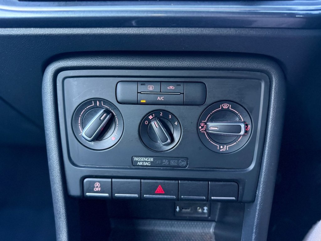 Used Volkswagen Beetle 2016 for sale - 77356628: Photo 17