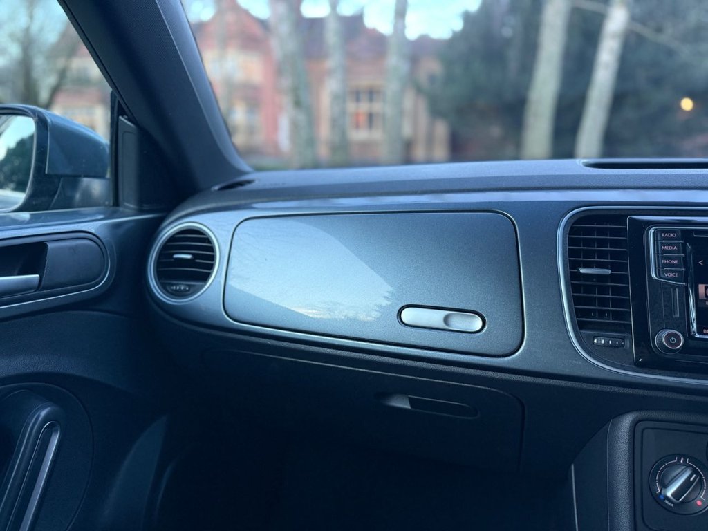 Used Volkswagen Beetle 2016 for sale - 77356628: Photo 20