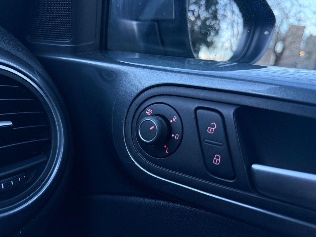 Used Volkswagen Beetle 2016 for sale - 77356628: Photo 21