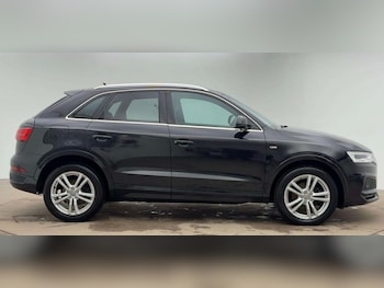 Used Audi Q3 2018 for sale - 77200375: Photo