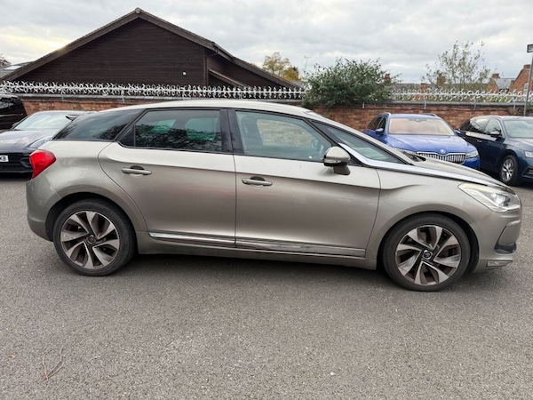Used Citroen DS5 2013 for sale - 76147440: Photo 12