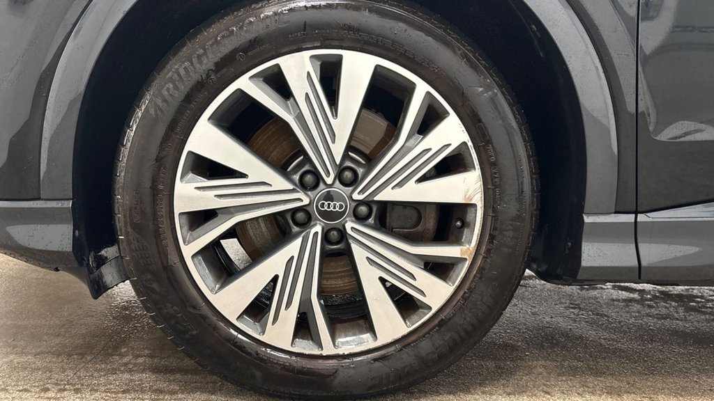 Used Audi Q4 e-tron 2022 for sale - 78215808: Photo 9