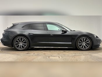 Used Porsche Taycan 2021 for sale - 78418441: Photo