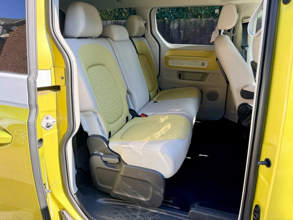 Used Volkswagen ID.Buzz 2023 for sale - 77953283: Photo 10