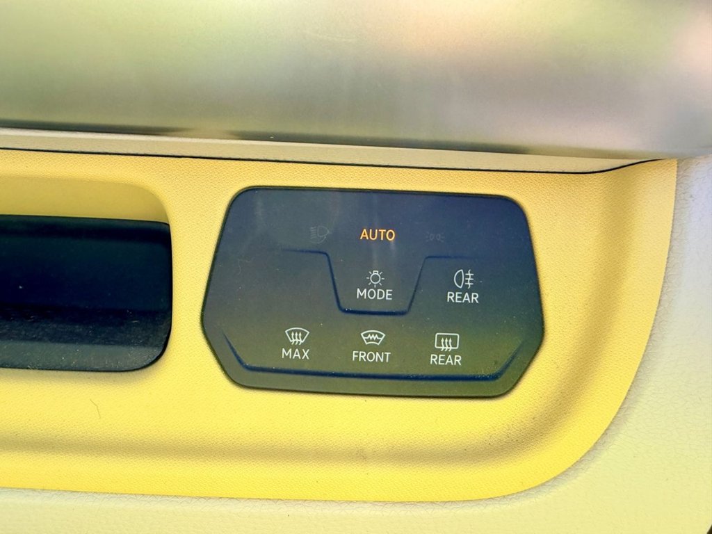 Used Volkswagen ID.Buzz 2023 for sale - 77953283: Photo 14