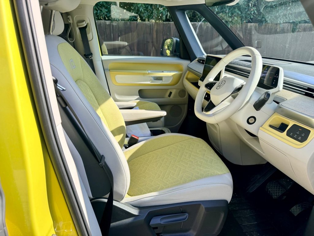 Used Volkswagen ID.Buzz 2023 for sale - 77953283: Photo 2