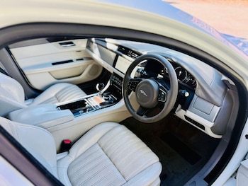 Used Jaguar XF 2016 for sale - 78364116: Photo