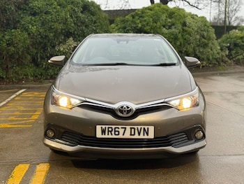 Used Toyota Auris 2017 for sale - 77342113: Photo