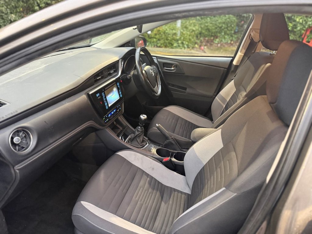 Used Toyota Auris 2017 for sale - 77342113: Photo 5