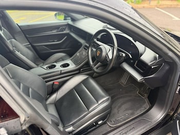 Used Porsche Taycan 2022 for sale - 78677805: Photo