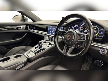 Used Porsche Panamera 2018 for sale - 77792365: Photo