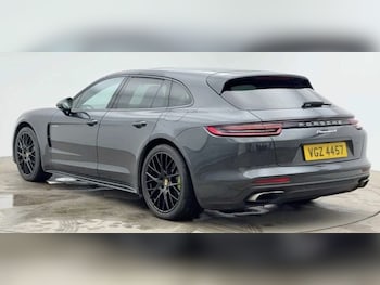 Used Porsche Panamera 2018 for sale - 77792365: Photo