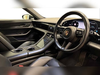 Used Porsche Taycan 2022 for sale - 78563196: Photo