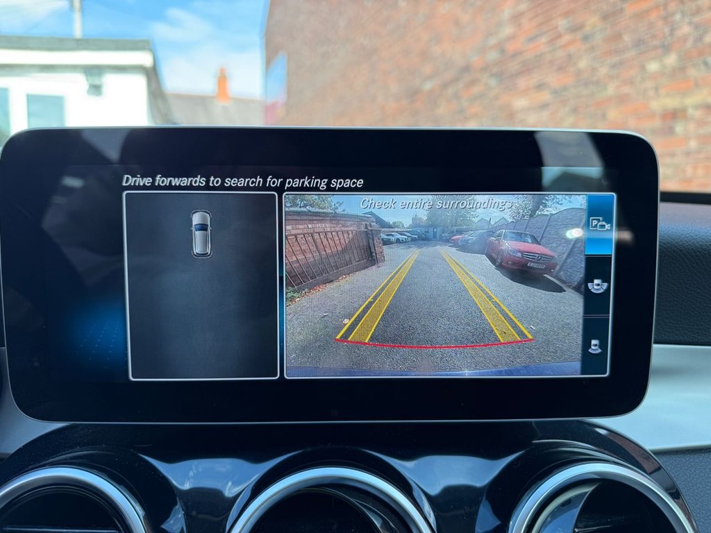 Used Mercedes-Benz C Class 2020 for sale - 76069177: Photo 24