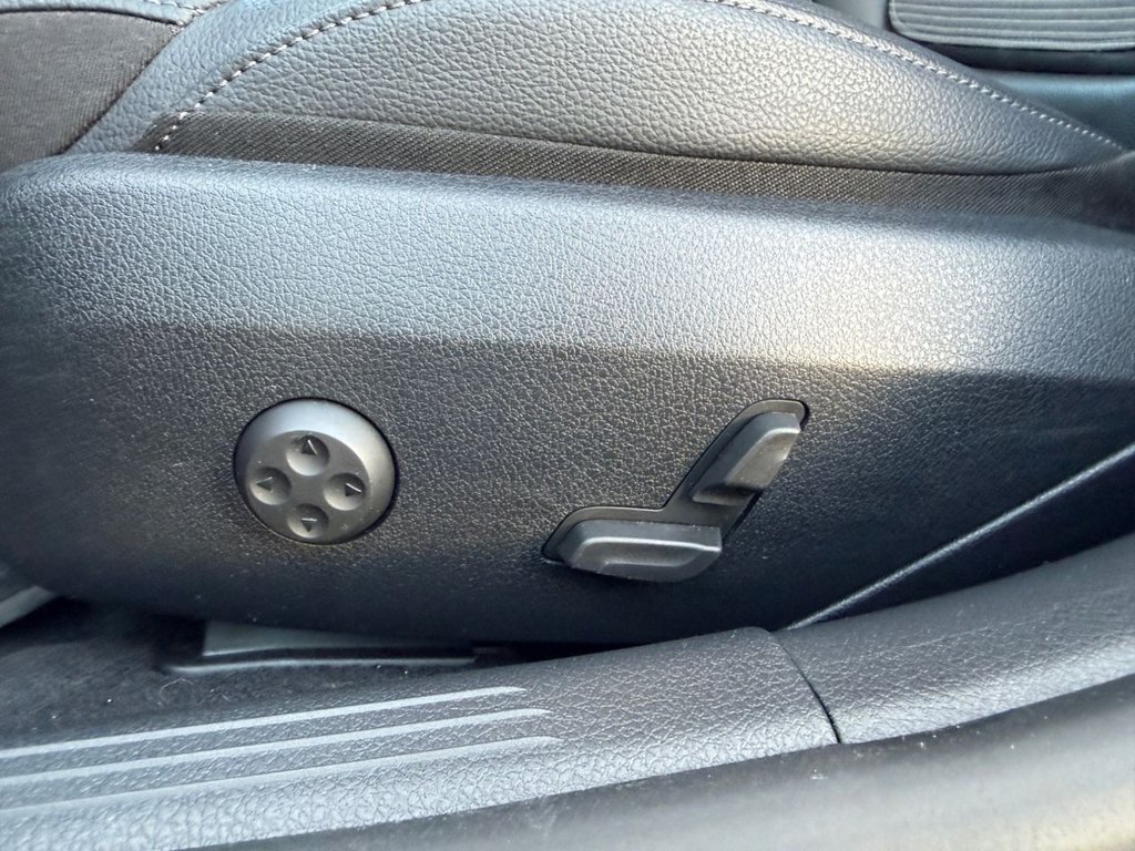 Used Mercedes-Benz C Class 2023 for sale - 76318713: Photo 24