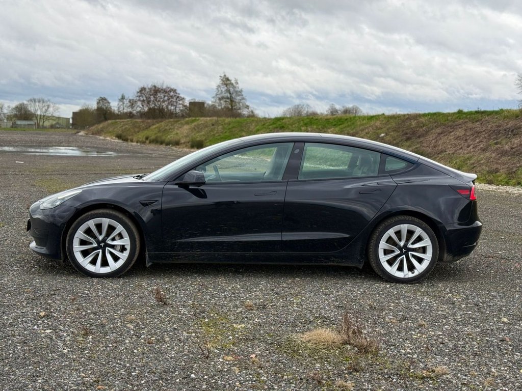 Used Tesla Model 3 2021 for sale - 77667617: Photo 4