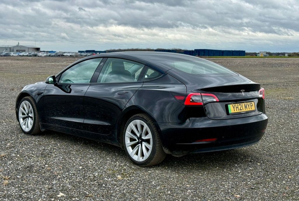 Used Tesla Model 3 2021 for sale - 77667617: Photo 5